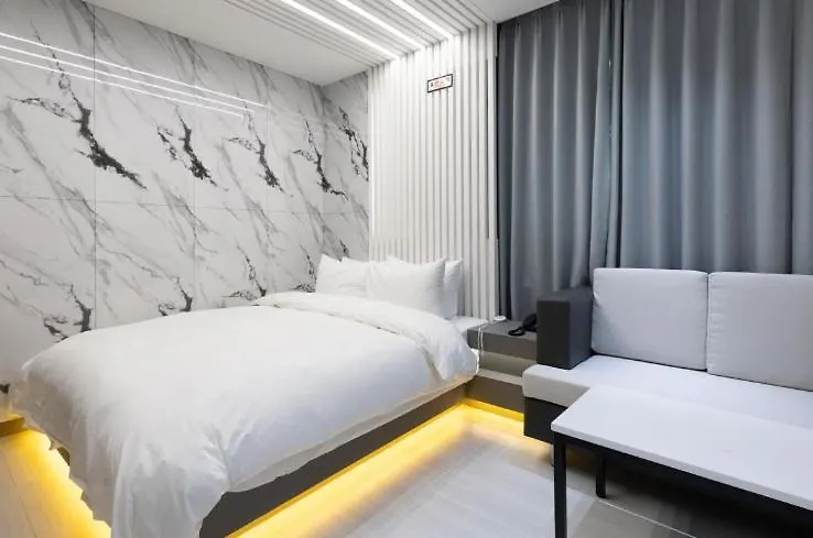 Reina Hotel 釜山広域市