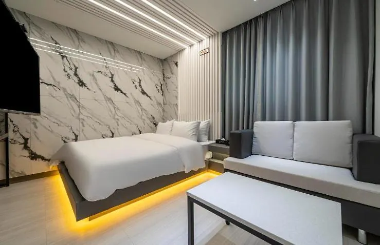 Reina Hotel 釜山広域市